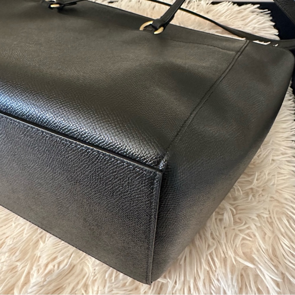 Coach Folio Tote in Black with Gold Hardware - Picture 10 of 16